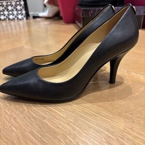 Michael Kors Pumps